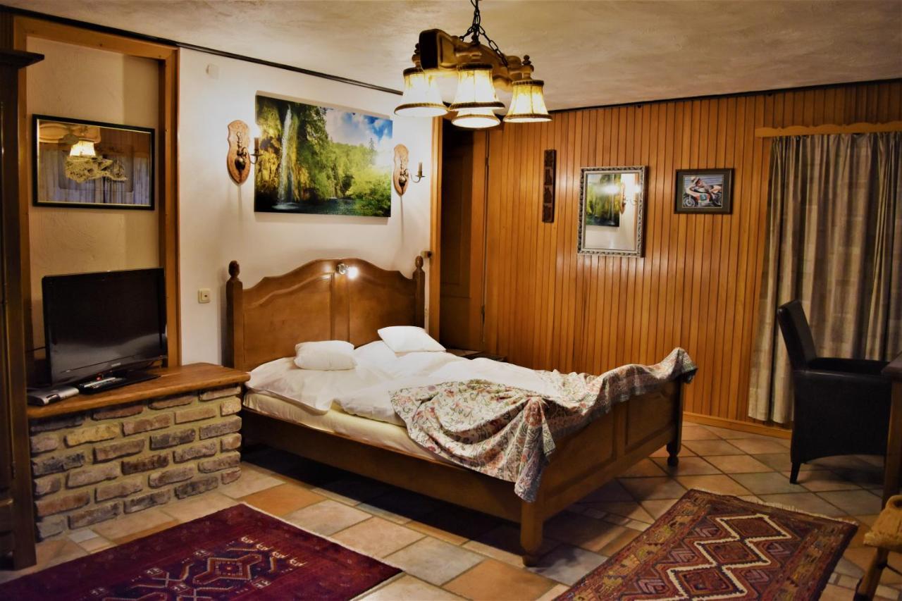 Domizil Hotel Bei Welter Nideggen Kreuzau Dış mekan fotoğraf